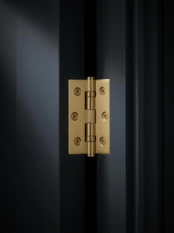 Cast Hinge 76 in Cast Brass